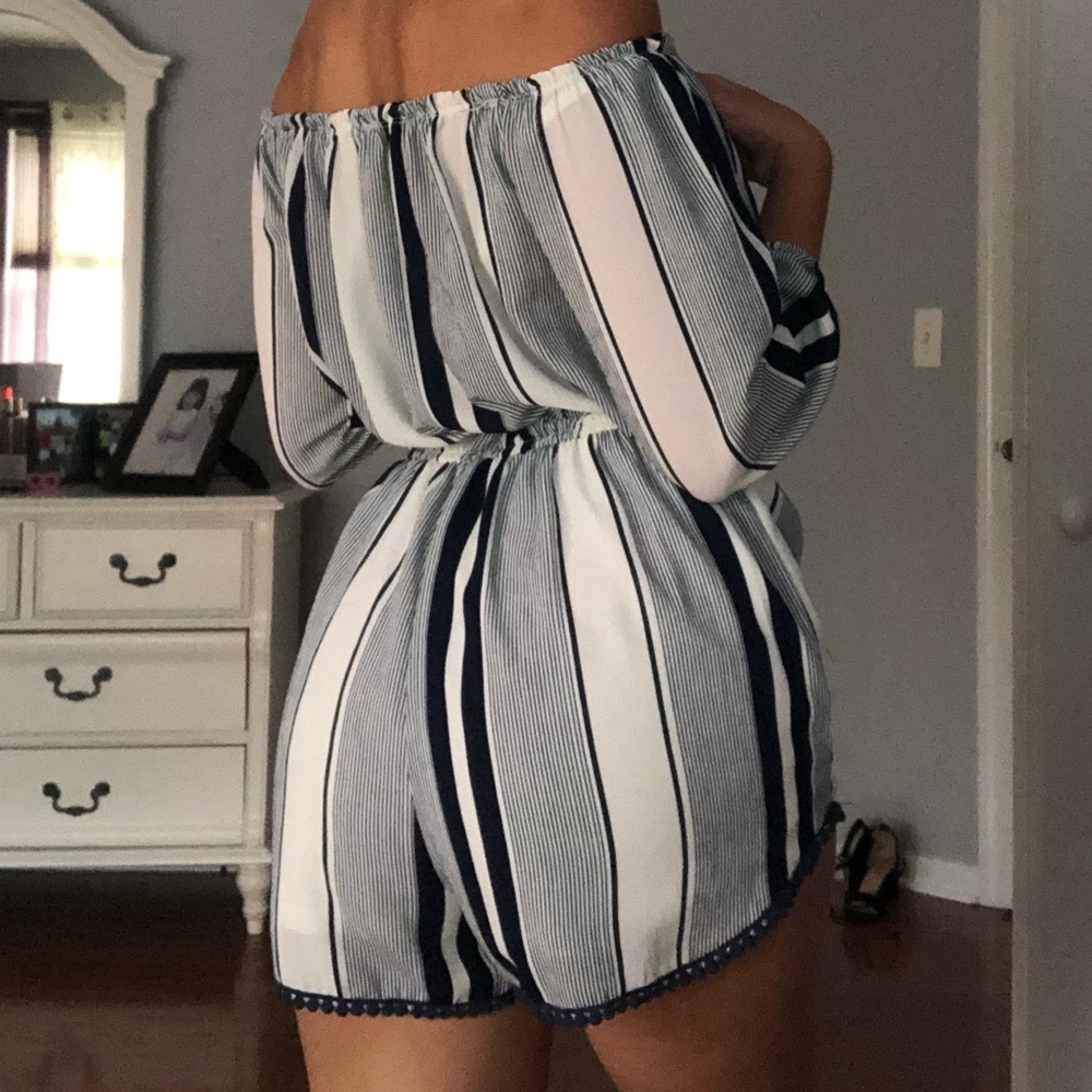 🚨SOLD🚨Blue & White striped romper